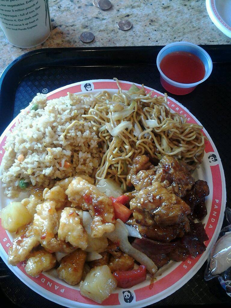 Panda Express | restaurant | 20290 CA-18, Apple Valley, CA 92307, USA | 7602479499 OR +1 760-247-9499