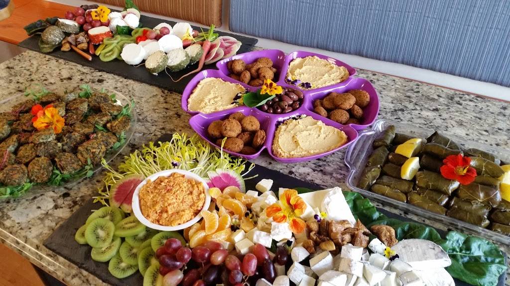 Angelinas Kitchen | restaurant | 23 Rectory St, Pittsboro, NC 27312, USA | 9195455505 OR +1 919-545-5505