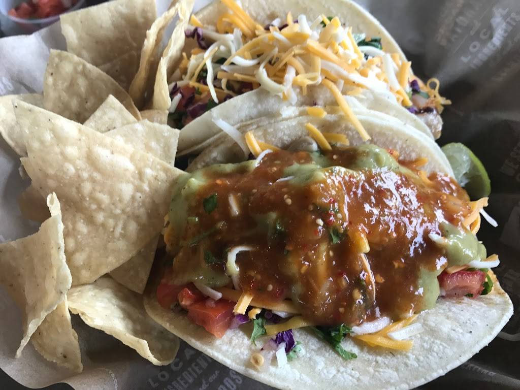 Sharkys Woodfired Mexican Grill | restaurant | 1831 N Rose Ave, Oxnard, CA 93030, USA | 8059814360 OR +1 805-981-4360