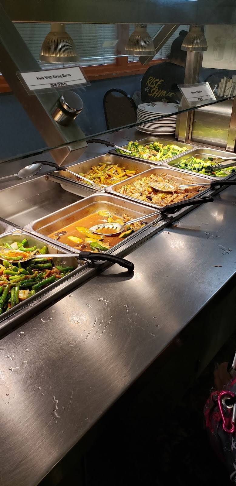 Royal Palace Restaurant | restaurant | 4510 Salt Lake Blvd C1, Honolulu, HI 96818, USA | 8084876662 OR +1 808-487-6662