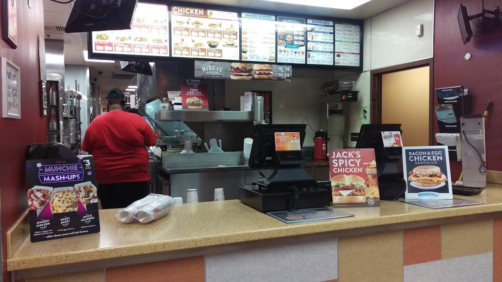 Jack in the Box | restaurant | 3910 Sierra Ave, Fontana, CA 92336, USA | 9094290170 OR +1 909-429-0170