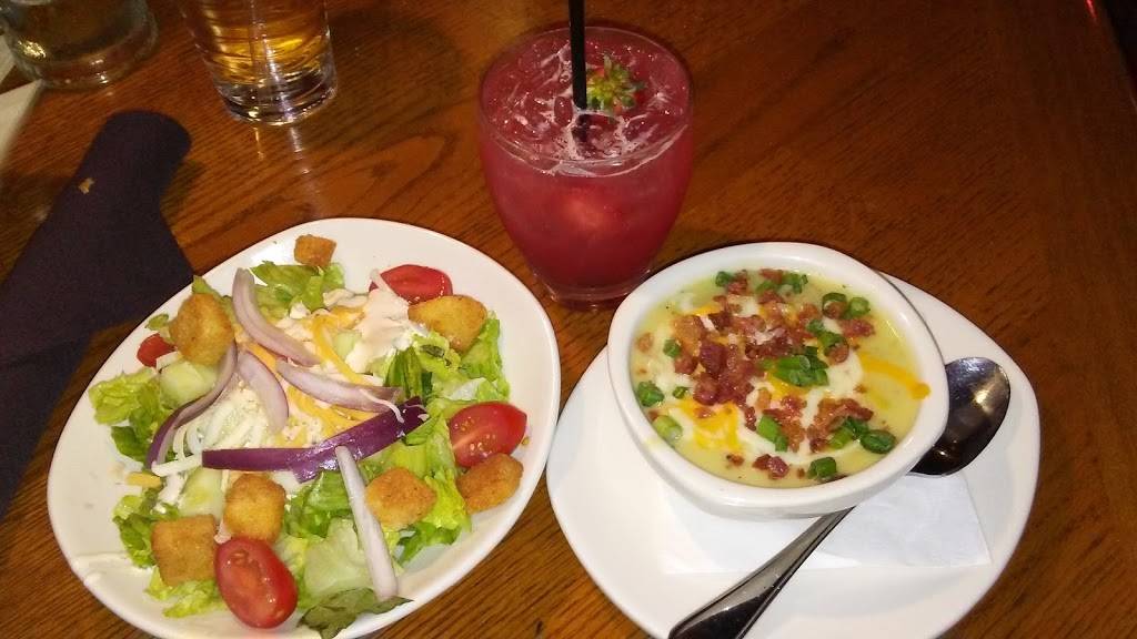 Outback Steakhouse | restaurant | 9049 Vantage Point Dr, Dallas, TX 75243, USA | 9727830397 OR +1 972-783-0397