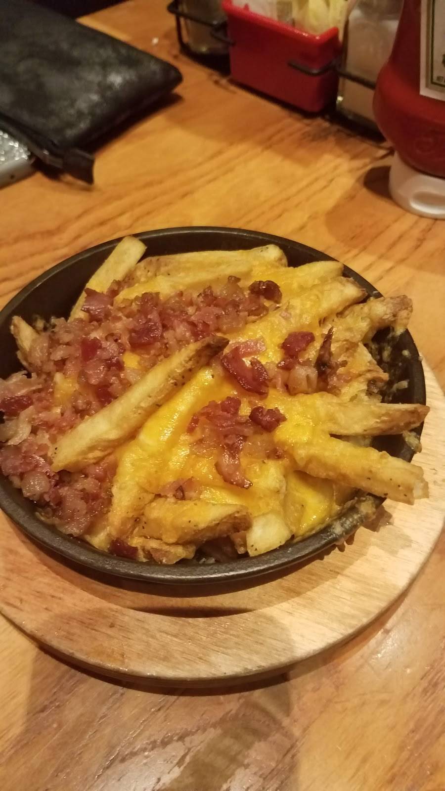 Chilis | restaurant | Waxahachie, TX 75165, USA | 9729374005 OR +1 972-937-4005