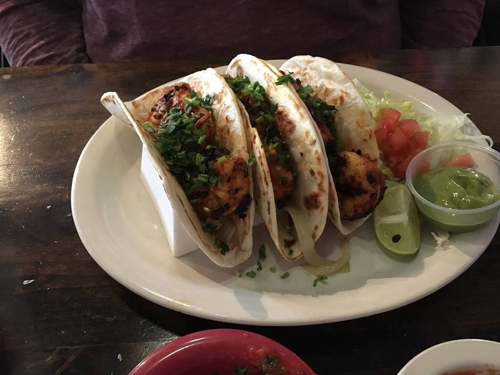 Camelias Mexican Grill | restaurant | 28990 Orchard Lake Rd, Farmington Hills, MI 48334, USA | 2487020558 OR +1 248-702-0558