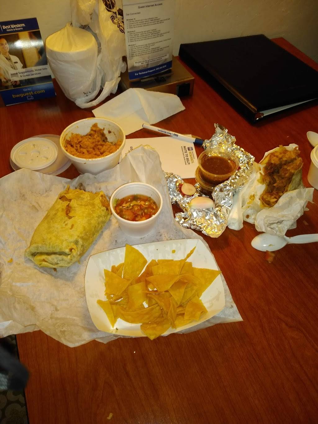 Lupes Restaurant | restaurant | 2252, 925 11th Ave, Delano, CA 93215, USA | 6617254377 OR +1 661-725-4377