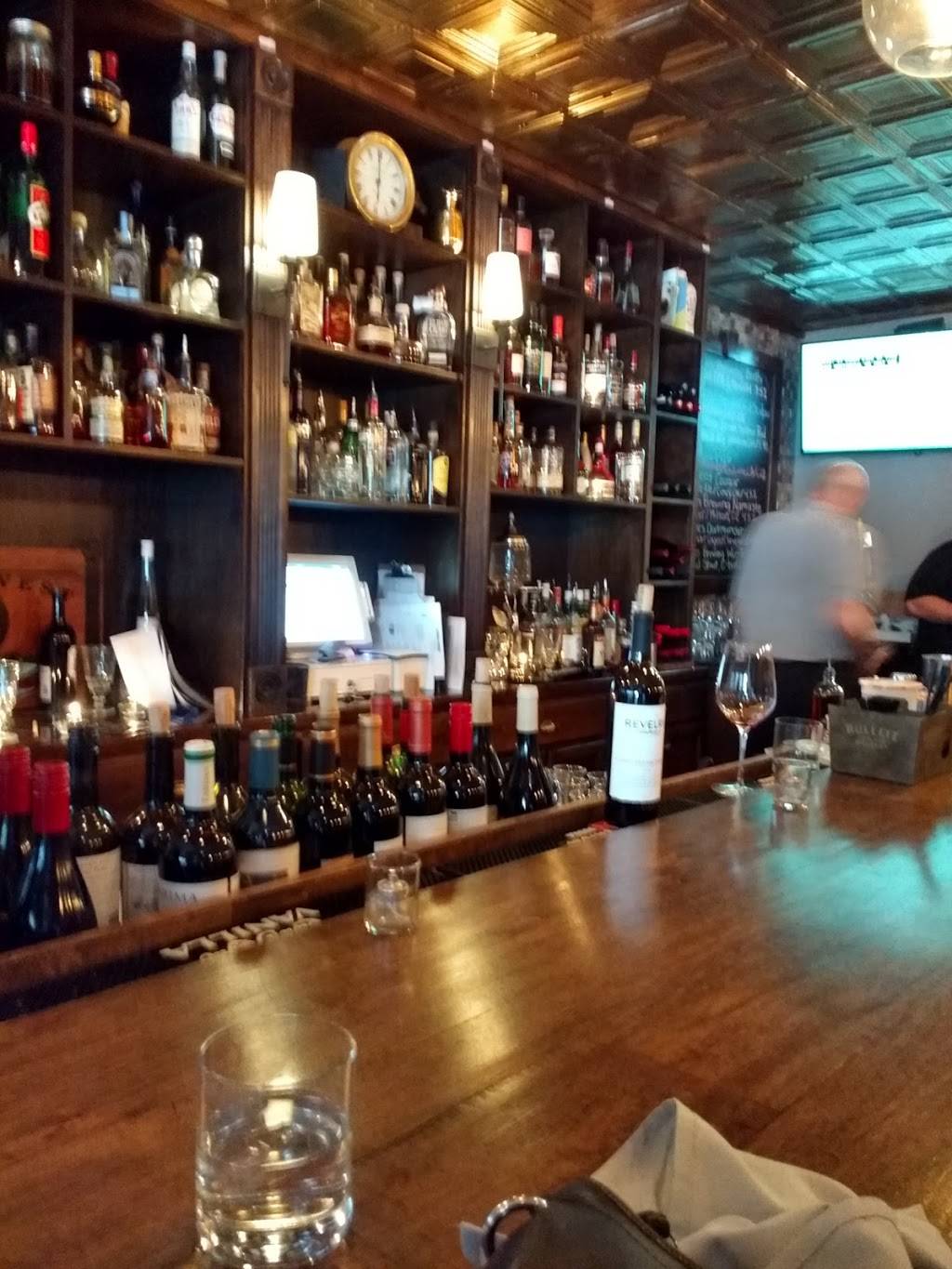 Hook & Hoof New American Kitchen and Cocktail | restaurant | 4125 Erie St, Willoughby, OH 44094, USA | 4405715312 OR +1 440-571-5312