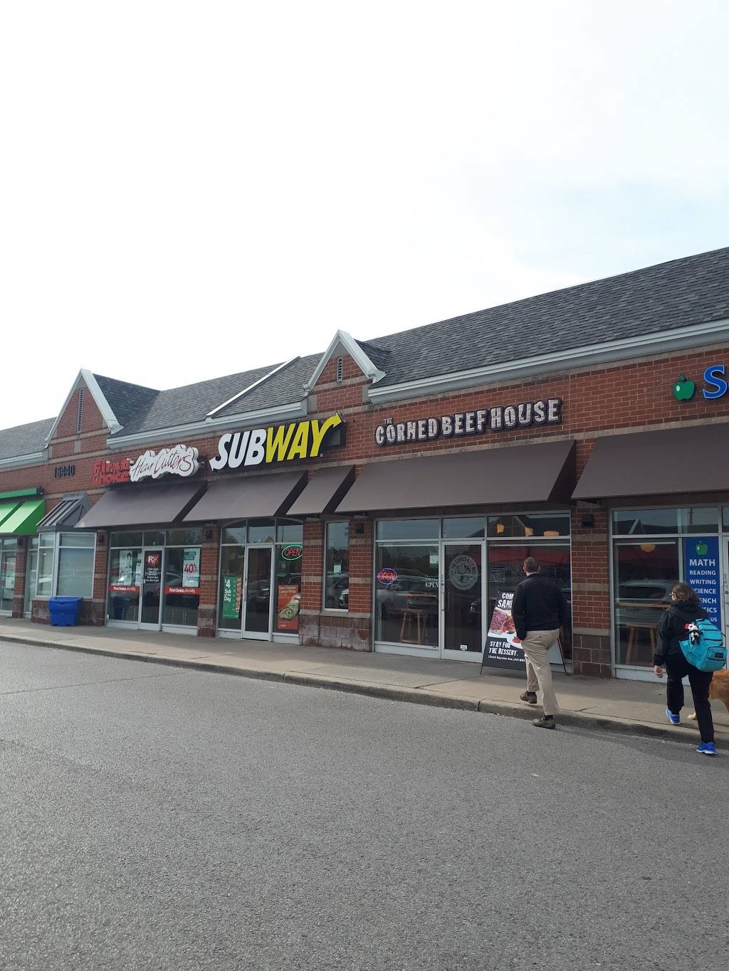 Subway | restaurant | 15440 Bayview Ave Aurora Centre Bldg B, Unit B06, Aurora, ON L4G 7J1, Canada | 9057268080 OR +1 905-726-8080