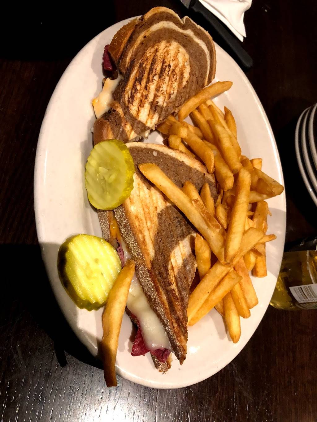 John Brewers Tavern | restaurant | 39 Main St, Waltham, MA 02453, USA | 7818949700 OR +1 781-894-9700