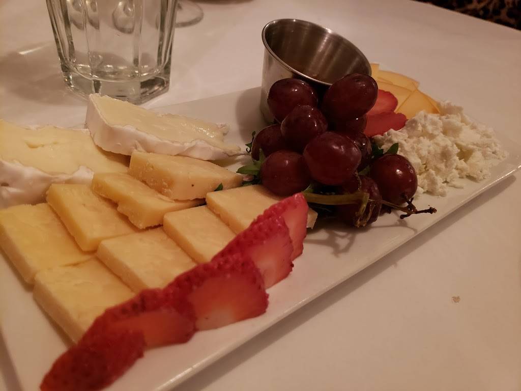 The Normandy | restaurant | 2785 S 17th St, Lincoln, NE 68502, USA | 4024760606 OR +1 402-476-0606