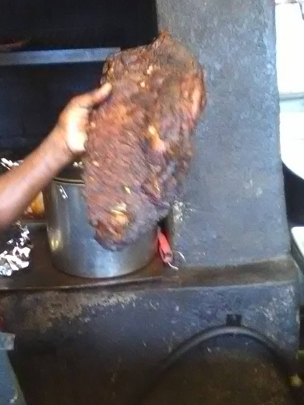 Bar-B-Que King | restaurant | 2132 W Main St, Tampa, FL 33607, USA | 8132583898 OR +1 813-258-3898