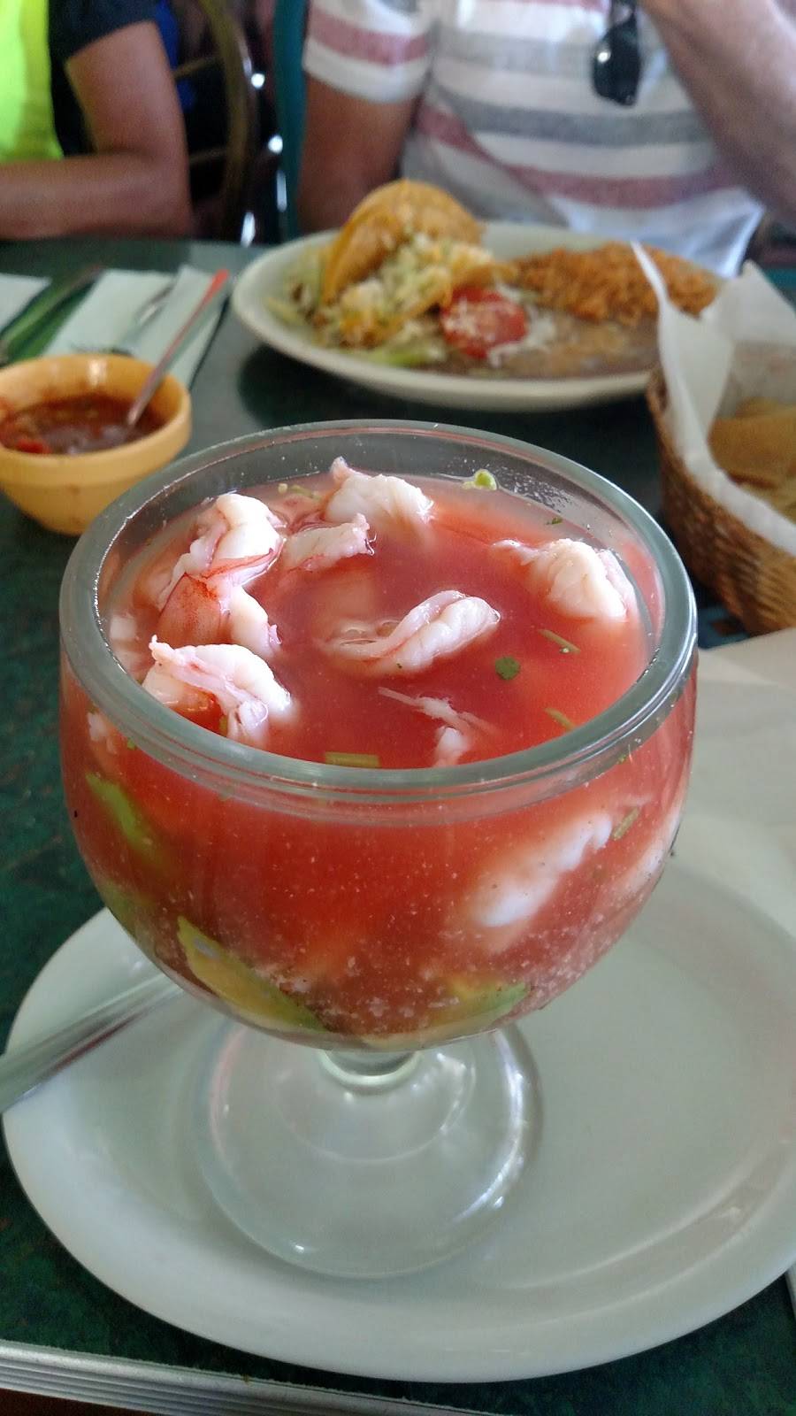 Velascos Mexican Restaurant | restaurant | 29406 Auberry Rd, Prather, CA 93651, USA | 5598556565 OR +1 559-855-6565