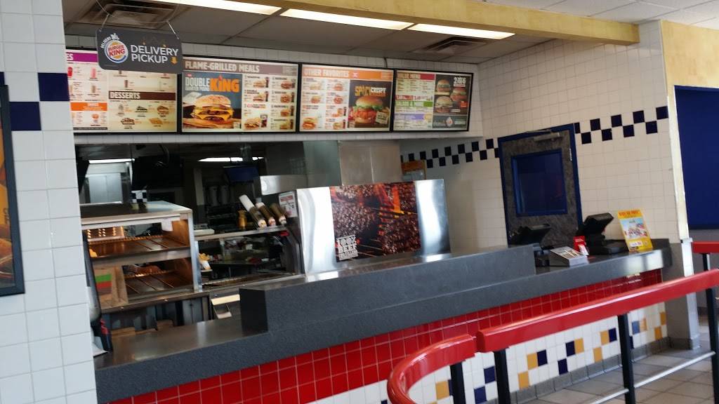 Burger King | restaurant | 2751 W Orangethorpe Ave, Fullerton, CA 92833, USA | 7148797527 OR +1 714-879-7527
