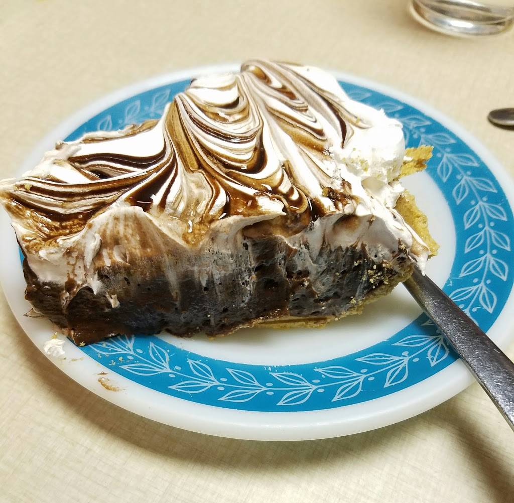 Scotty Simpsons Fish & Chips | restaurant | 22200 Fenkell Ave, Detroit, MI 48223, USA | 3135330950 OR +1 313-533-0950