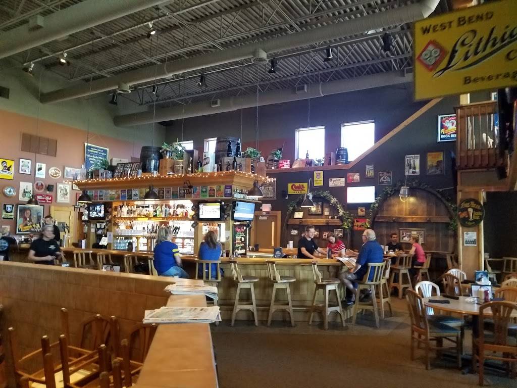 Delafield Brewhaus | restaurant | 3832 Hillside Dr, Delafield, WI 53018, USA | 2626467821 OR +1 262-646-7821