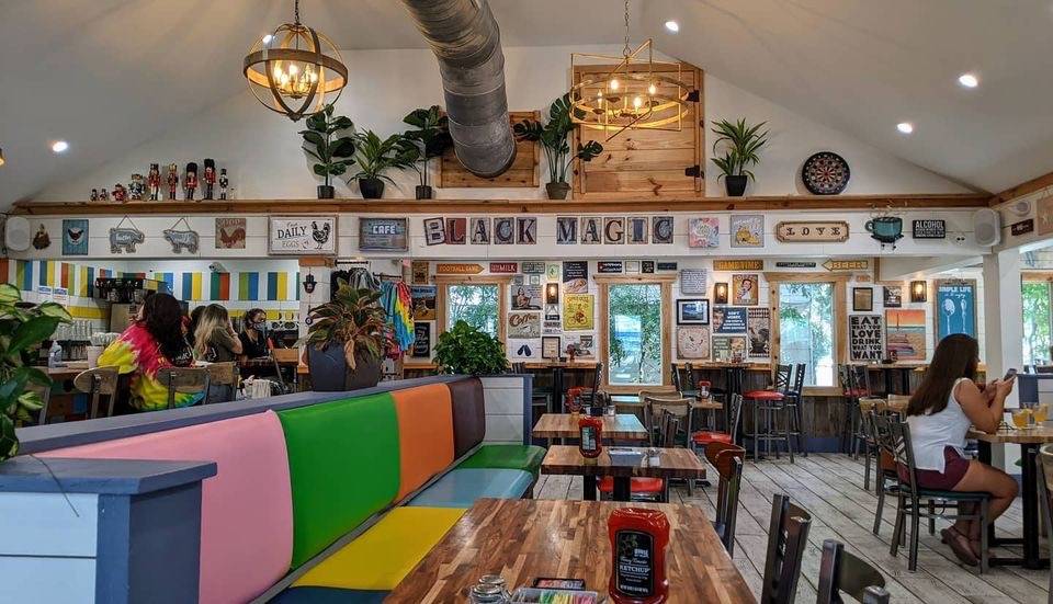 Black Magic Cafe | cafe | 1130 Folly Rd, Charleston, SC 29412, USA | 8435764868 OR +1 843-576-4868