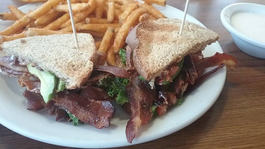 Dennys | restaurant | 73669-91 Twentynine Palms Highway, Twentynine Palms, CA 92277, USA | 7603613550 OR +1 760-361-3550