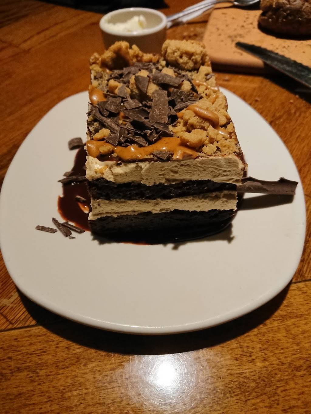 Outback Steakhouse | restaurant | 1611 Westover Terrace, Greensboro, NC 27408, USA | 3362826283 OR +1 336-282-6283