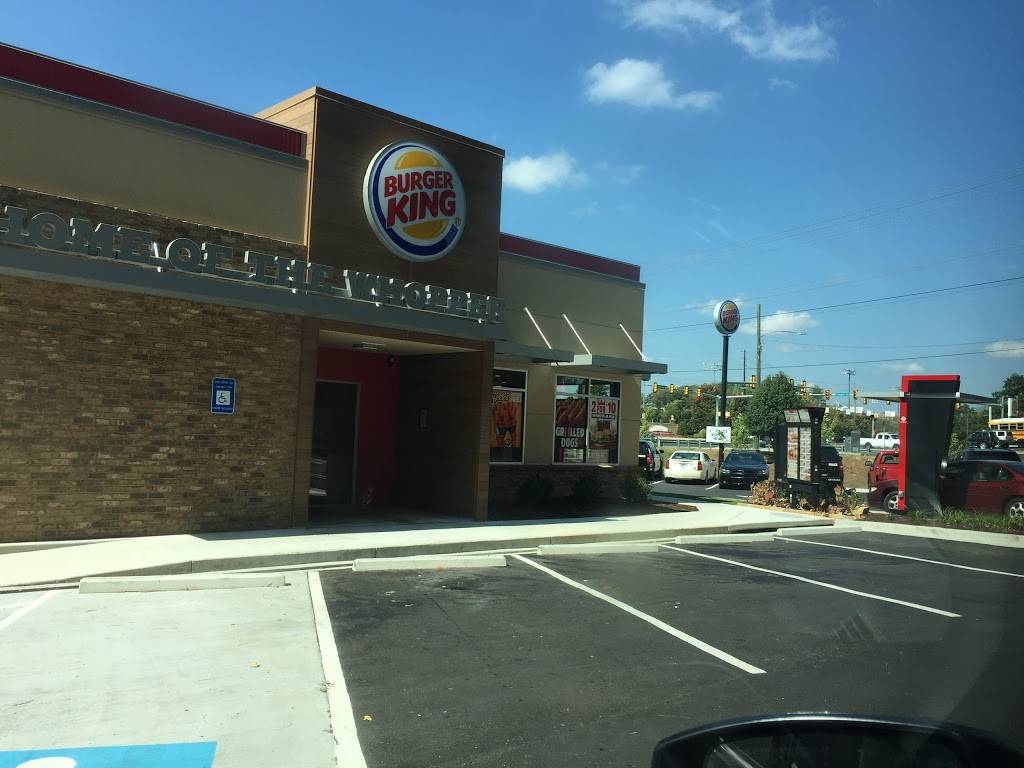 Burger King | restaurant | 3280 Barrett Lakes Blvd, Kennesaw, GA 30144, USA | 6783356996 OR +1 678-335-6996