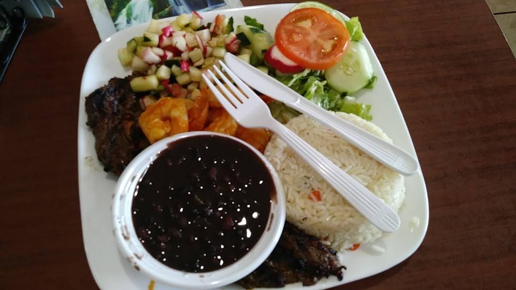 La Cascada | restaurant | 46455 County Rd 48, Southold, NY 11971, USA | 6317658708 OR +1 631-765-8708