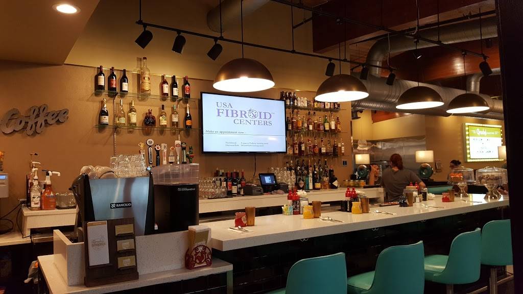 Gradys Snack N Dine | restaurant | 18147 Harwood Ave, Homewood, IL 60430, USA | 7087994700 OR +1 708-799-4700