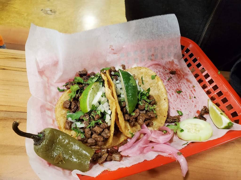 Carnitas El Tarasco | restaurant | 3827 Mitthoeffer Rd, Indianapolis, IN 46235, USA | 3175919233 OR +1 317-591-9233