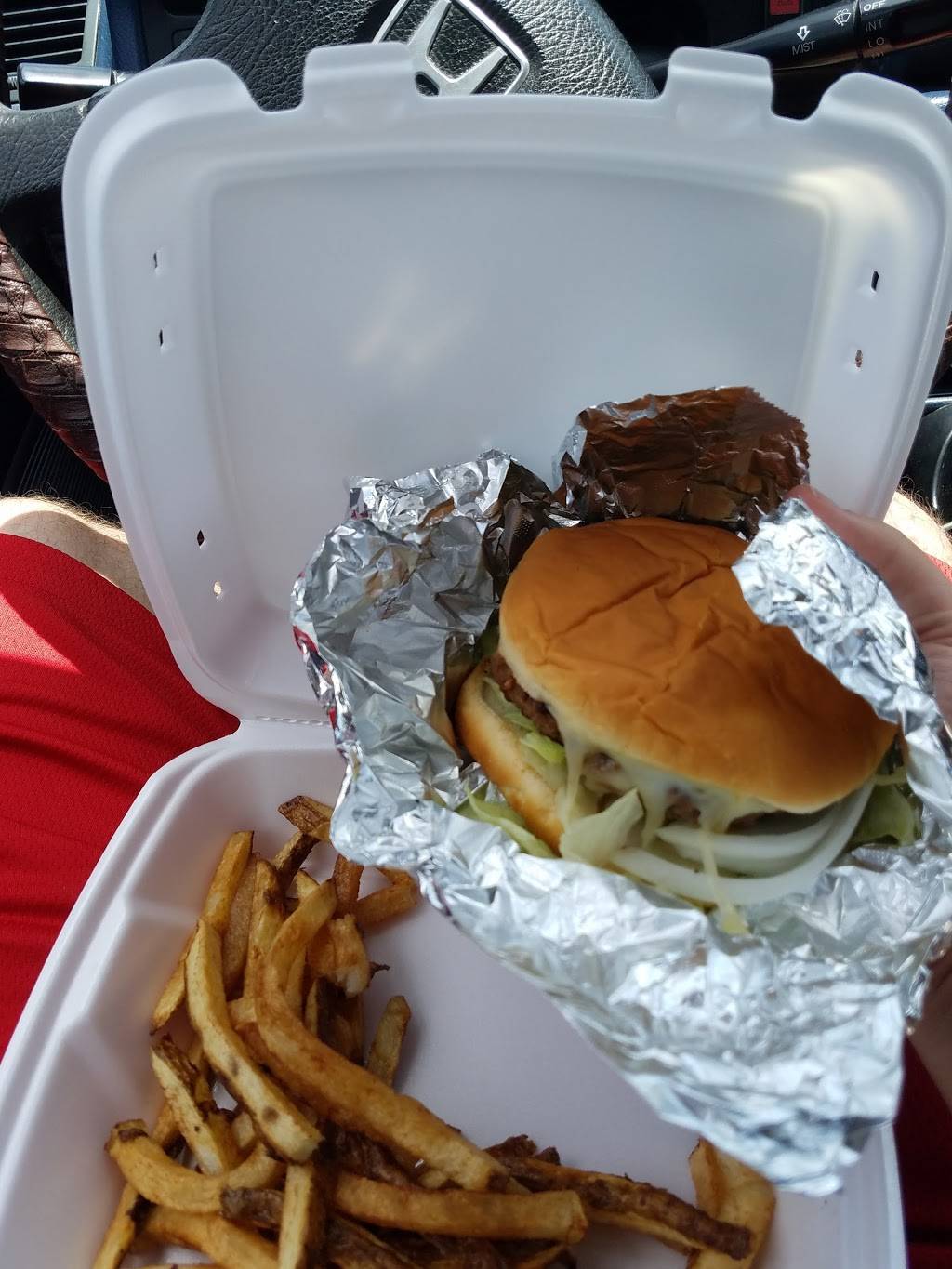 2 Outlaws | restaurant | 609 N Main St, Weatherford, TX 76086, USA | 8175945449 OR +1 817-594-5449