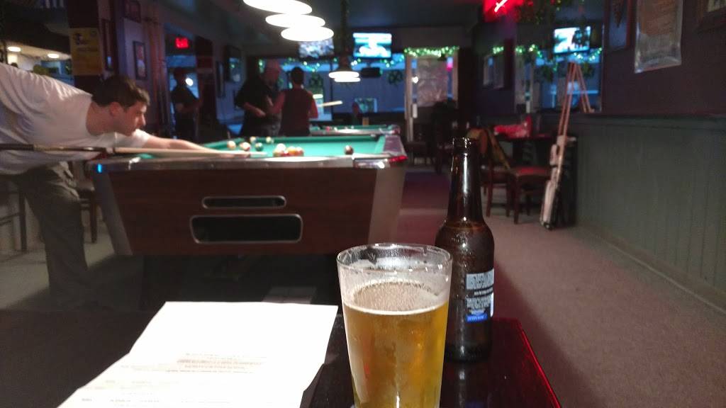 Slades Food & Spirits | night club | 4 W Hollis St, Nashua, NH 03060, USA | 6038861334 OR +1 603-886-1334