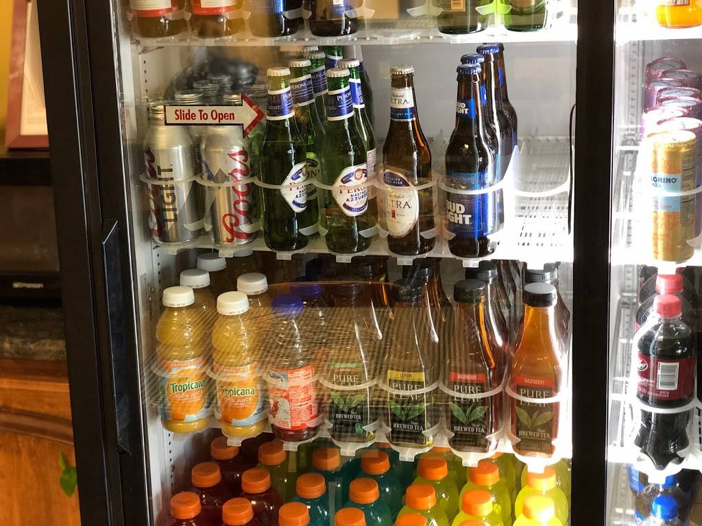 Caesar’s Italian Delicatessen | restaurant | 9500 Brimhall Rd ste 304, Bakersfield, CA 93312, USA | 6615887004 OR +1 661-588-7004