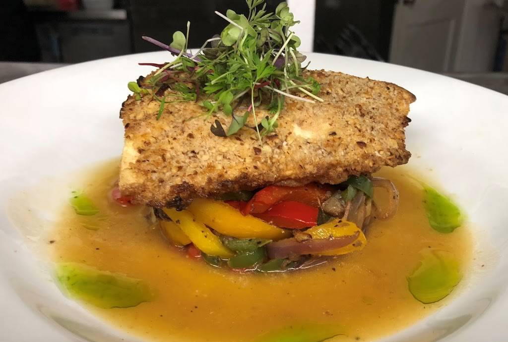 Gannons Tavern | restaurant | 959 Bearses Way, Hyannis, MA 02601, USA | 5088274931 OR +1 508-827-4931