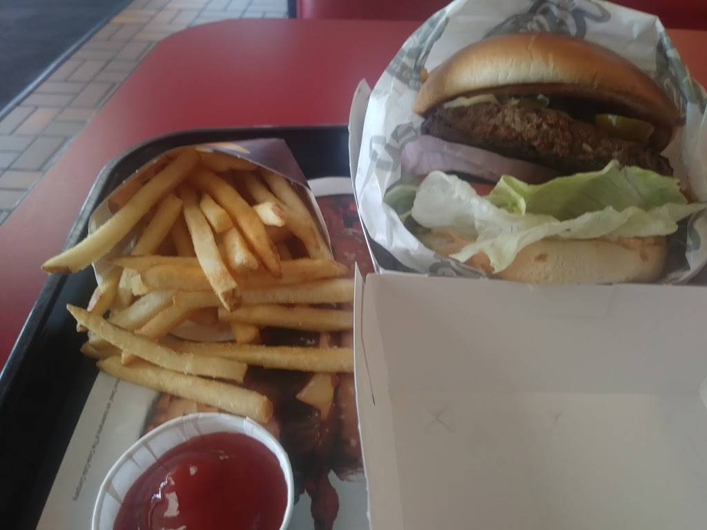 Carls Jr | restaurant | 16815 Devonshire St, Granada Hills, CA 91344, USA | 8183685177 OR +1 818-368-5177