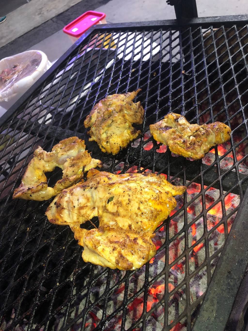 Tacos El Cesar | restaurant | 3821 E Olympic Blvd, Los Angeles, CA 90023, USA | 7143222775 OR +1 714-322-2775