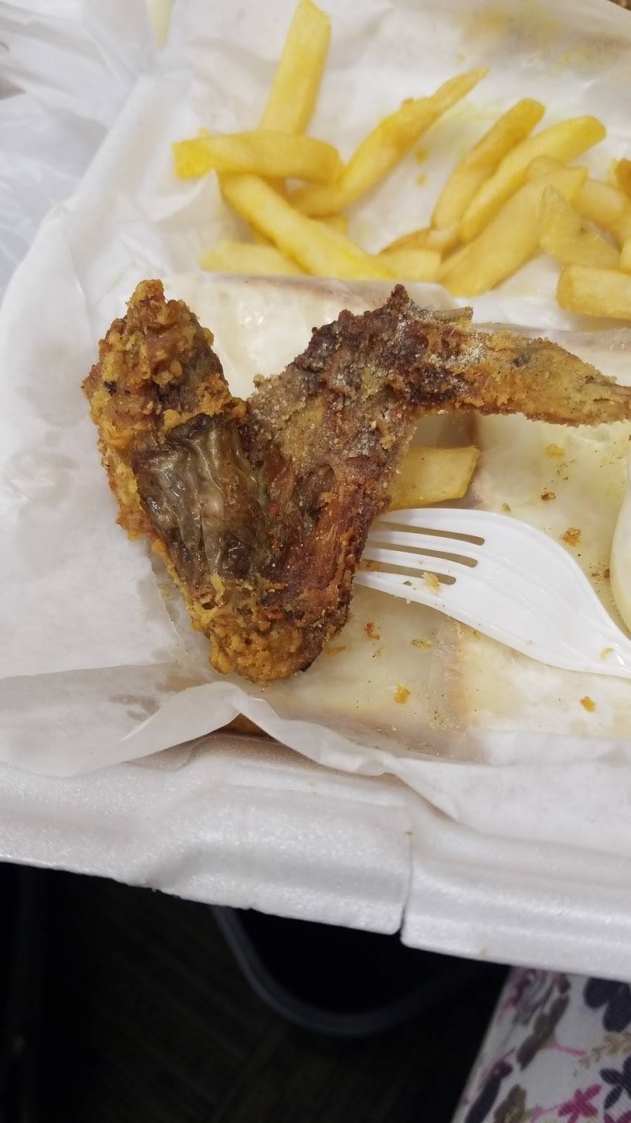 Captain JJ Fish & Chicken | restaurant | 2974 Covington Pike, Memphis, TN 38128, USA | 9013450005 OR +1 901-345-0005