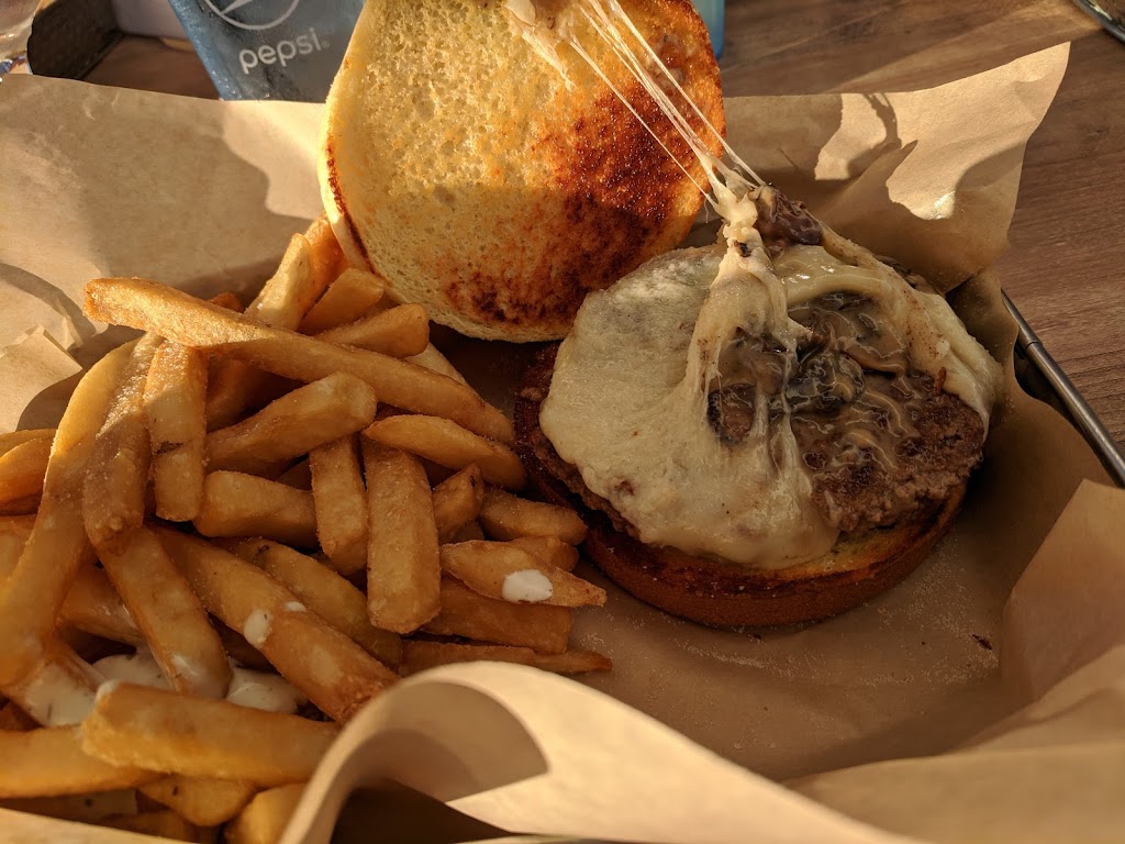 Mr Brews Taphouse | restaurant | 3945 W Eau Gallie Blvd, Melbourne, FL 32934, USA | 3217582739 OR +1 321-758-2739