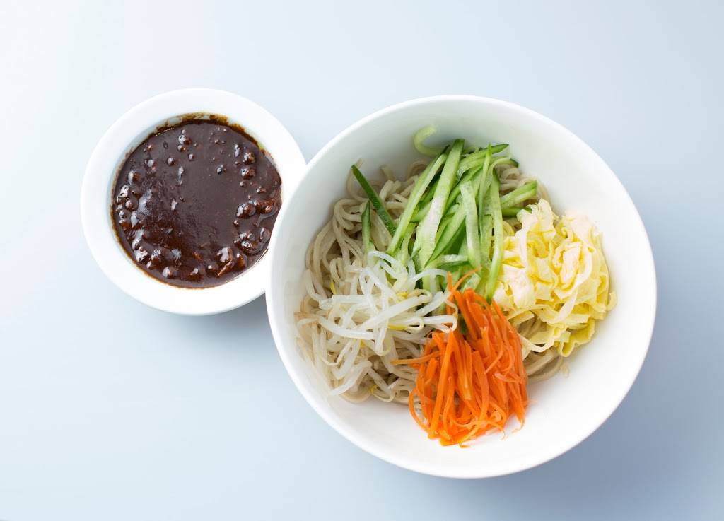 Dough Zone™ Dumpling House (Overlake) | restaurant | 14625 NE 24th St #4b, Bellevue, WA 98007, USA | 4256415555 OR +1 425-641-5555