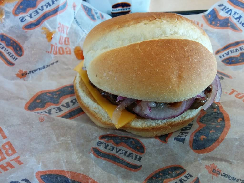 Harveys | restaurant | 200 Chemin de la Gare, Saint-Sauveur, QC J0R 1R6, Canada | 4502279279 OR +1 450-227-9279