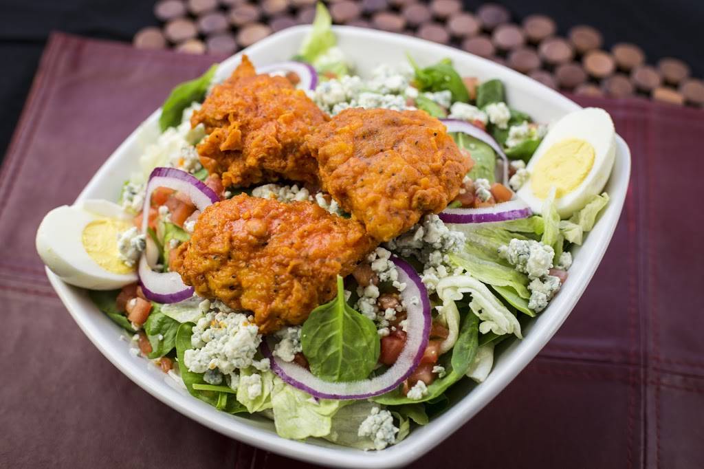 Griffs | restaurant | 38.252763,-85.753800, 133 W Liberty St, Louisville, KY 40202, USA | 5029393535 OR +1 502-939-3535