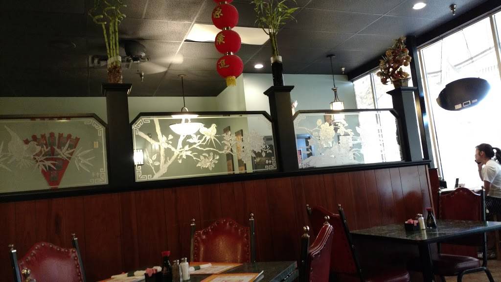 Empress Court | restaurant | 1102 James Ave, Bedford, IN 47421, USA | 8122758338 OR +1 812-275-8338