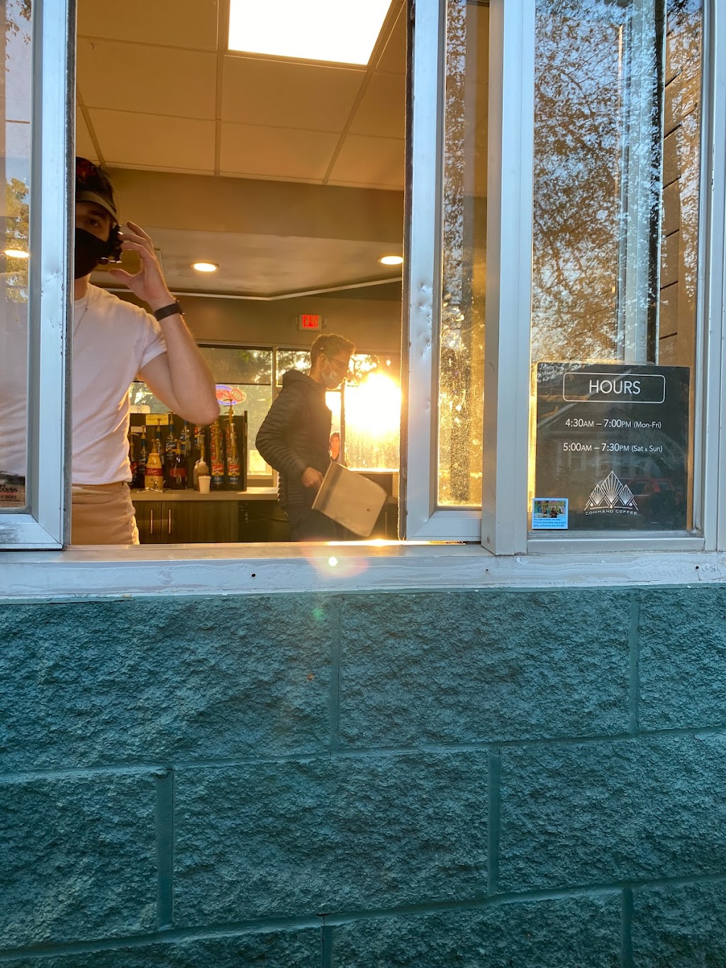 Command Coffee | cafe | 2910 N College Ave, Indianapolis, IN 46205, USA | 3177440096 OR +1 317-744-0096