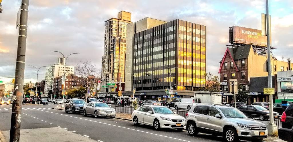 Great Wall | restaurant | 10437 Queens Blvd, Forest Hills, NY 11375, USA | 7182752255 OR +1 718-275-2255