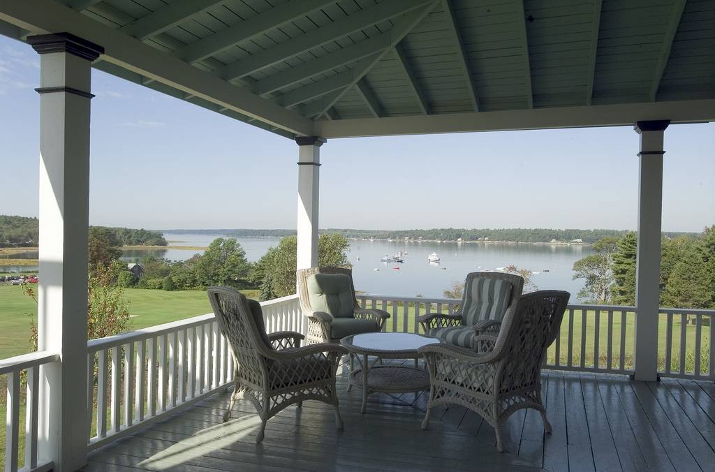 Chebeague Island Inn | restaurant | 61 S Rd, Chebeague Island, ME 04017, USA | 2078465155 OR +1 207-846-5155