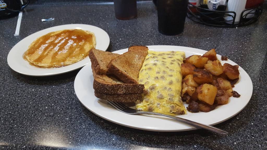 Eggs Up Grill | restaurant | 732 Main St, North Myrtle Beach, SC 29582, USA | 8432734077 OR +1 843-273-4077