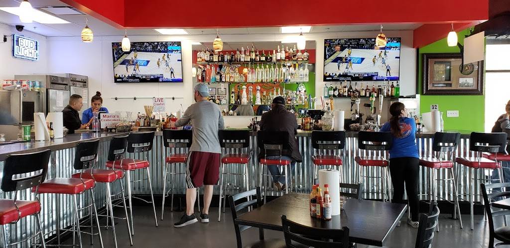 Fish n Tails Oyster Bar | restaurant | 209 Industrial Ct, Wylie, TX 75098, USA | 2142993954 OR +1 214-299-3954