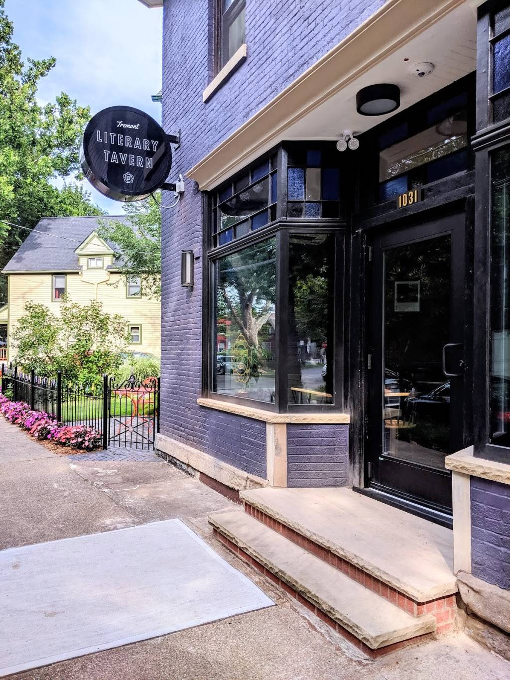 Literary Tavern | restaurant | 1031 Literary Rd, Cleveland, OH 44113, USA | 2168621916 OR +1 216-862-1916
