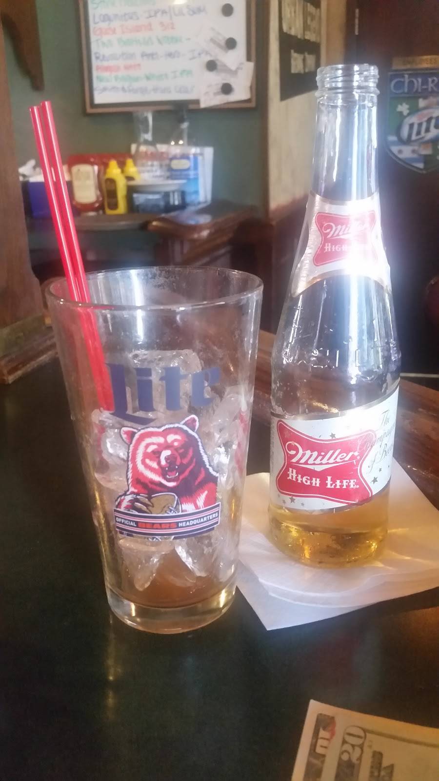 Shanahans Food & Spirits | night club | 1999 75th St, Woodridge, IL 60517, USA | 6309855945 OR +1 630-985-5945