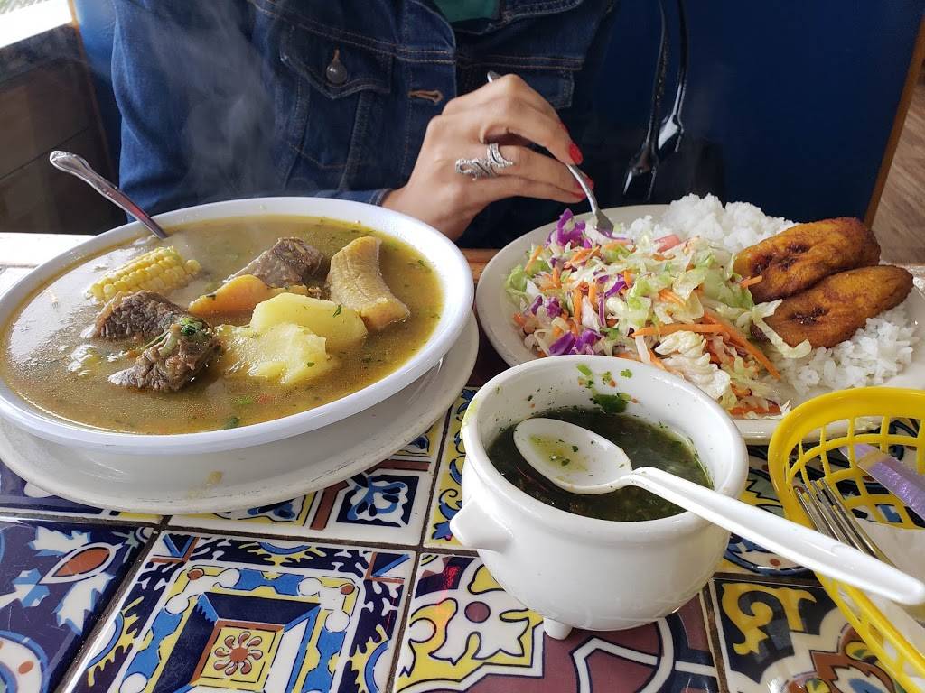 Antojitos Latin Cravings | restaurant | 2302 W Columbus Dr, Tampa, FL 33607, USA | 8132519499 OR +1 813-251-9499