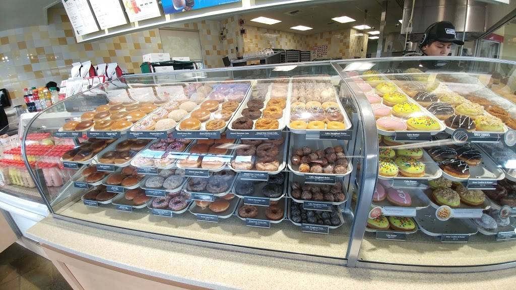 Krispy Kreme | cafe | 1575 Sullivan Ave, Daly City, CA 94015, USA | 6509855615 OR +1 650-985-5615