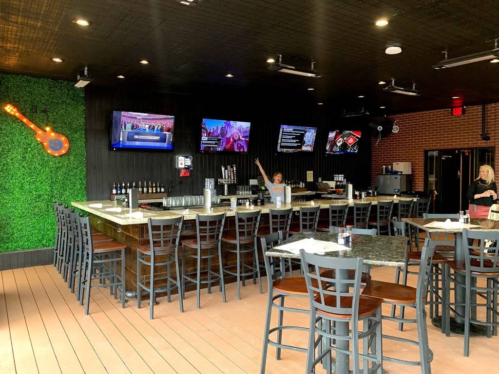 Jonathans Grille | restaurant | 717 3rd Ave N, Nashville, TN 37201, USA | 6156781140 OR +1 615-678-1140