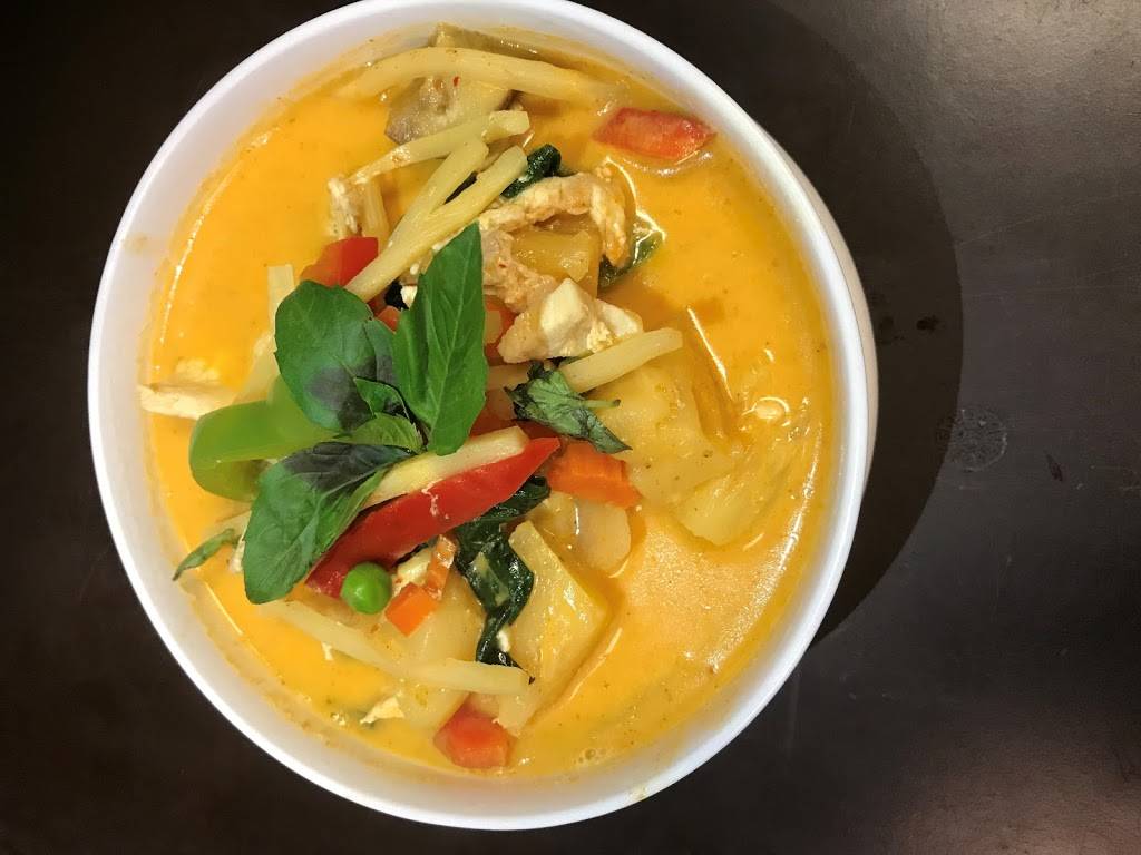 Sawadee Thai Cuisine | restaurant | 271 S 7th Ave #31, Sequim, WA 98382, USA | 3606838188 OR +1 360-683-8188