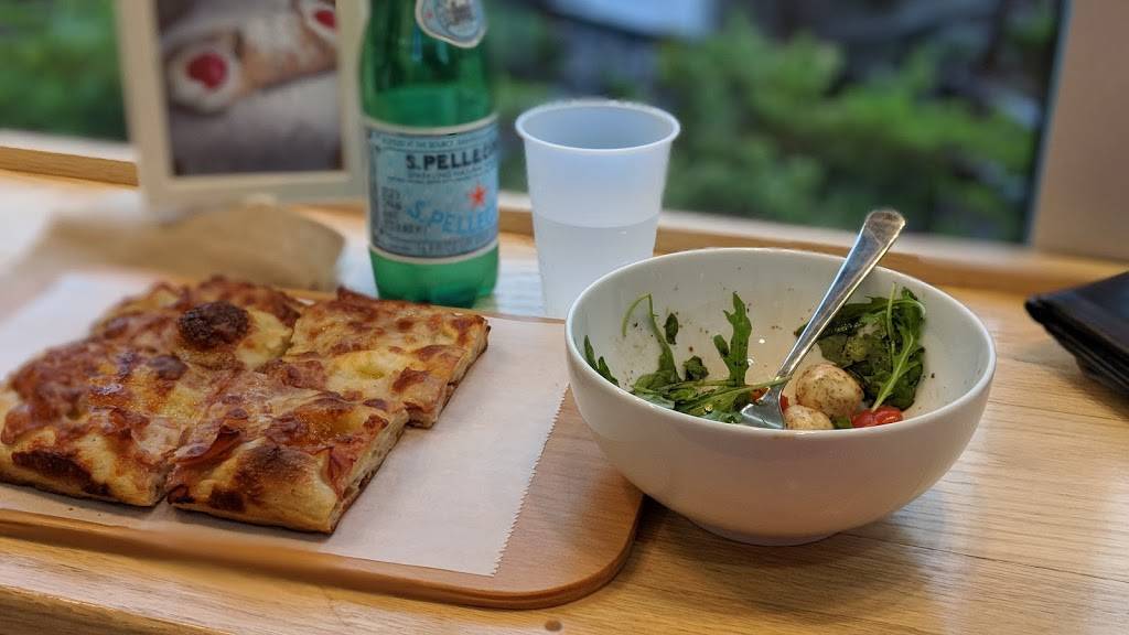 Focaccia | Italian Eatery | restaurant | 85 Cypress Point Pkwy #1, Palm Coast, FL 32164, USA | 3862835617 OR +1 386-283-5617