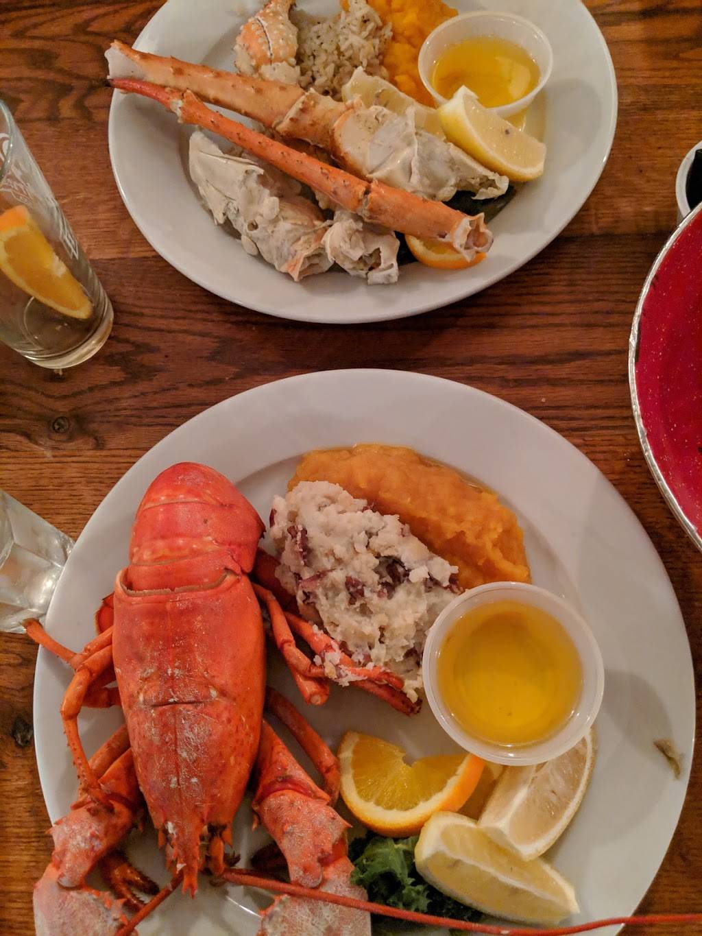 Anchor Seafood Restaurant | restaurant | 8 S Main St, Wilmington, VT 05363, USA | 8024642112 OR +1 802-464-2112
